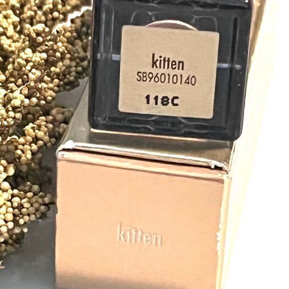 STILA Shimmer & Glow Liquid Eyeshadow KITTEN - Picture 15 of 16